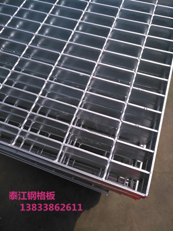如何選擇具有合適承載力的鋼格板溝蓋？